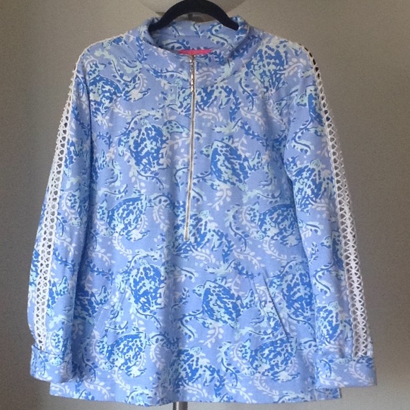 💎💕💎 Lilly Pulitzer - Water Blue / Lace Trim Top - Picture 2 of 8
